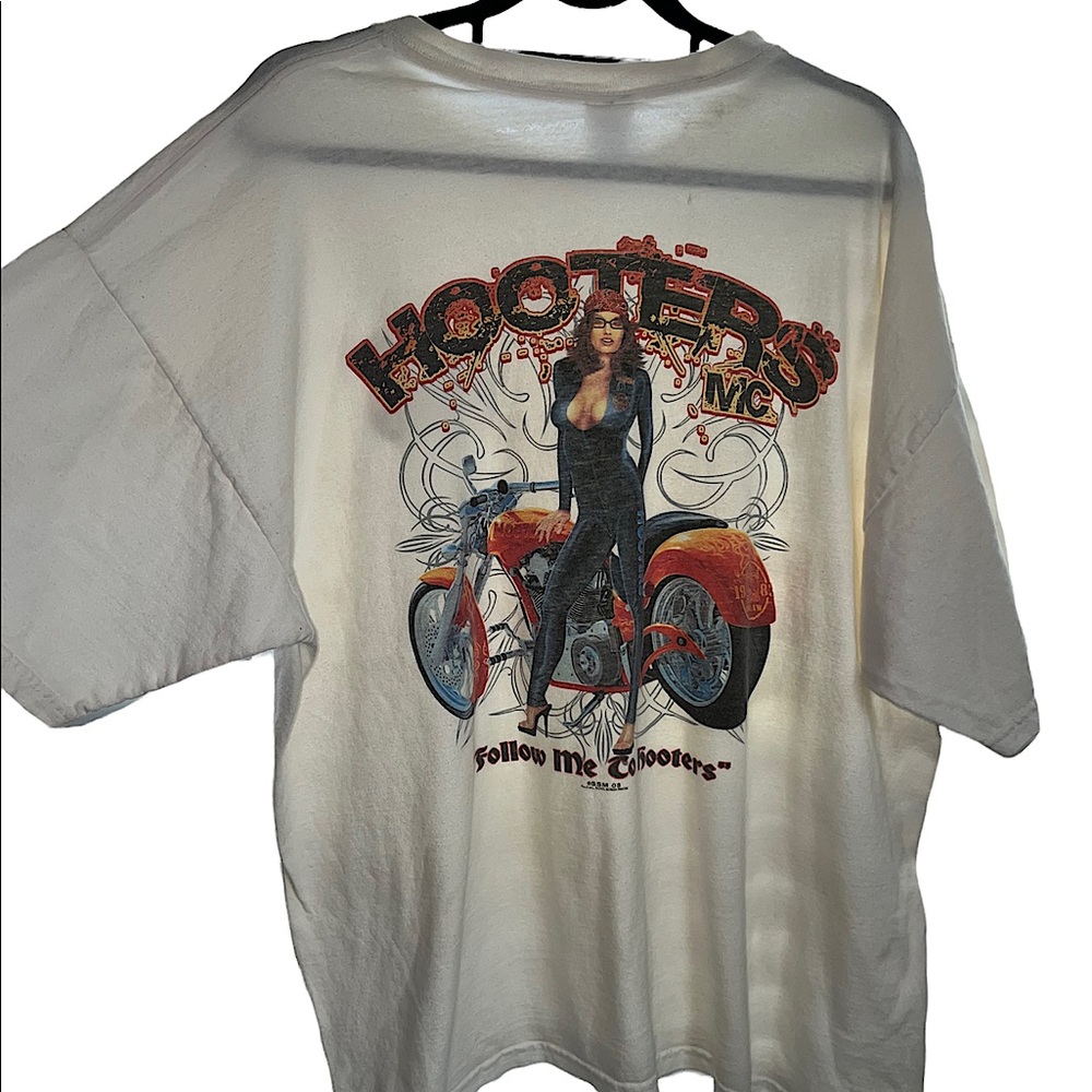 Vintage Hooters Shirt Size 2XL